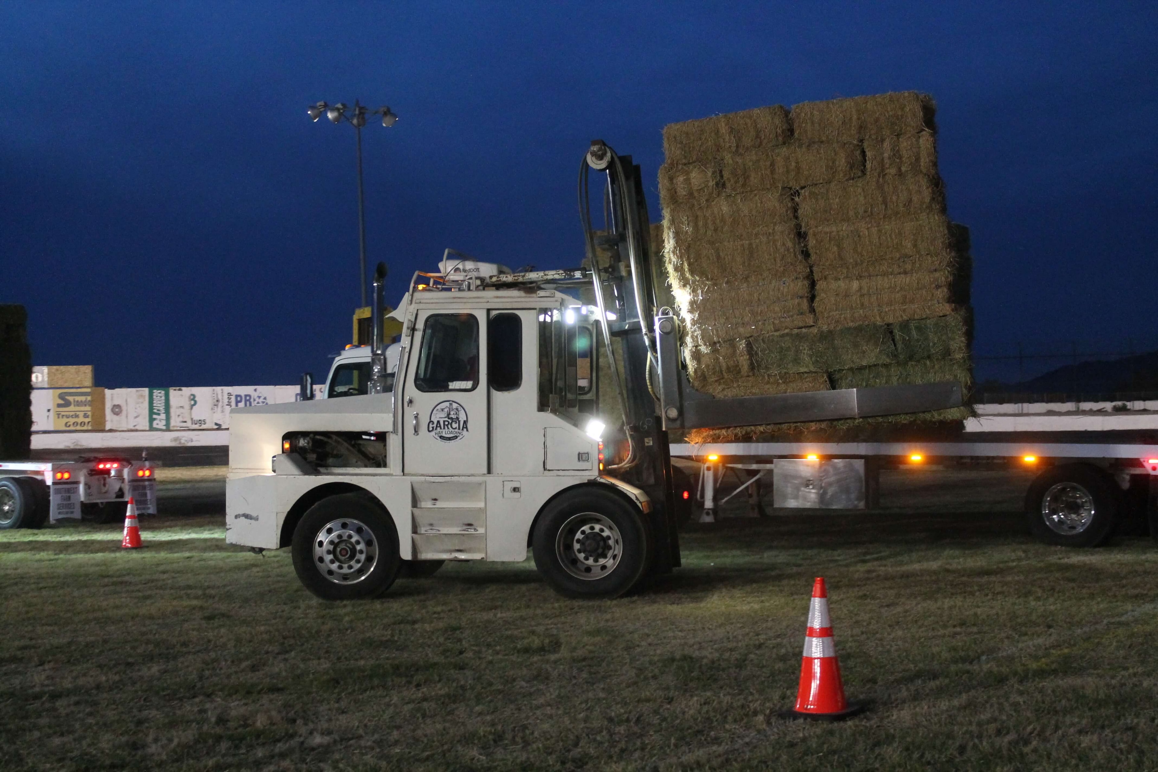 Hay Squeeze event 2023 Farm Olympics